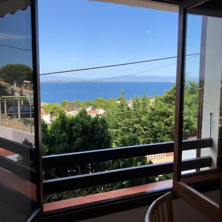 115 Carrer Punta Montgo Apartment