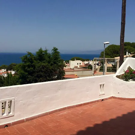 Апартаменты 115 Carrer Punta Montgo